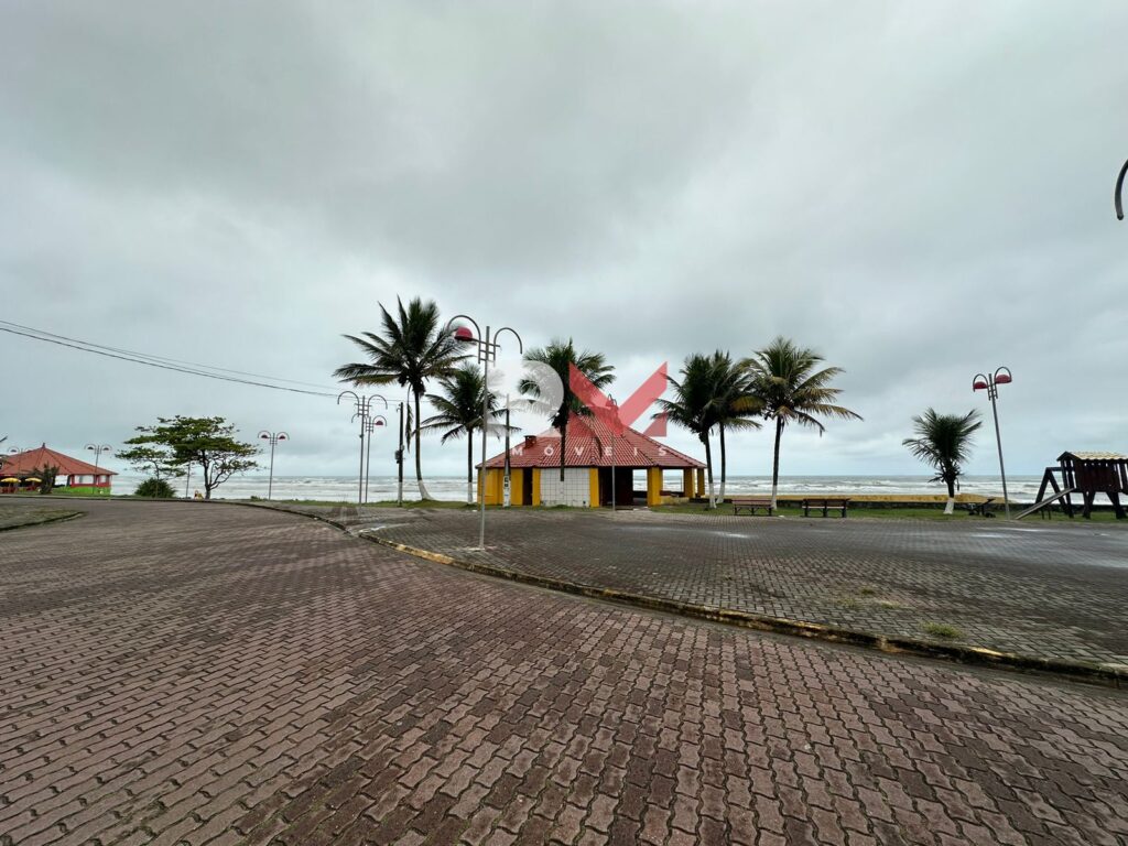 Lindo sobrado pé na areia, com 4 dormitórios em bairro nobre – Itanhaém/SP