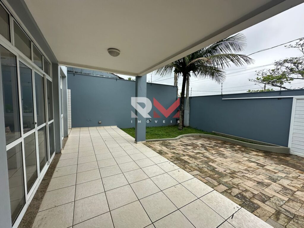 Lindo sobrado pé na areia, com 4 dormitórios em bairro nobre – Itanhaém/SP