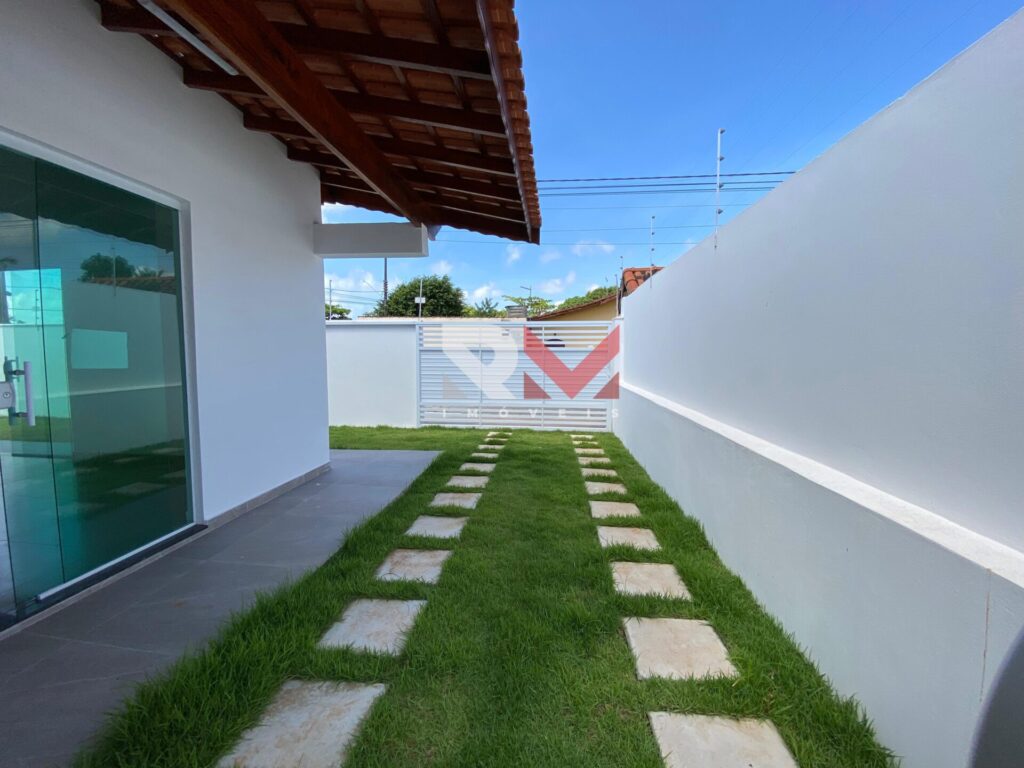 Casa com piscina apenas 500 metros da praia, no bairro Bopiranga – Itanhaém/SP!!!