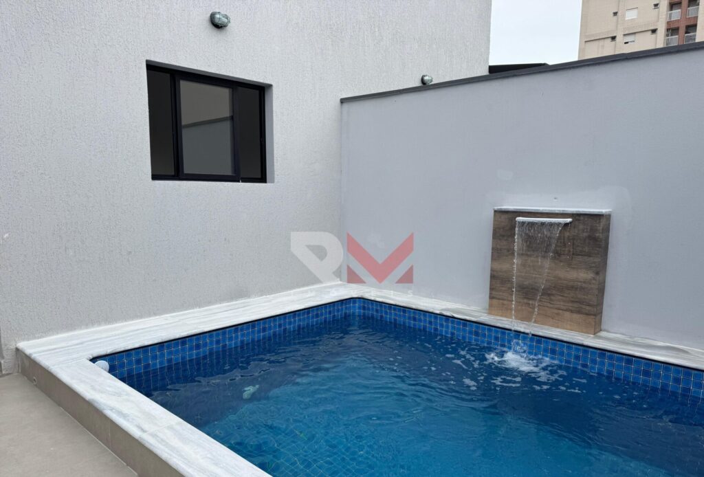 Casa lado praia com piscina na Praia dos Sonhos em Itanhaém/SP