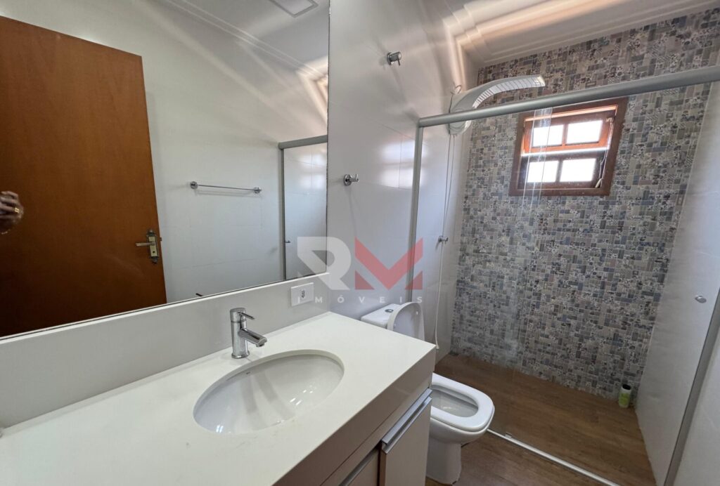 Casa porteira fechada com piscina próximo a praia no bairro Praia dos Sonhos – Itanhaém/SP.