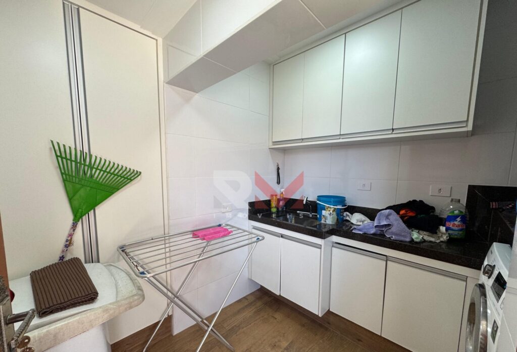 Casa porteira fechada com piscina próximo a praia no bairro Praia dos Sonhos – Itanhaém/SP.