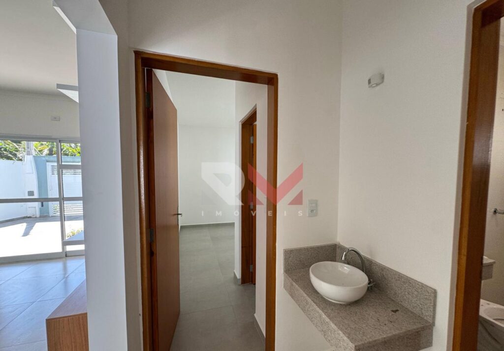 Casa nova com piscina no bairro Santa Julia na cidade de Itanhaém/SP