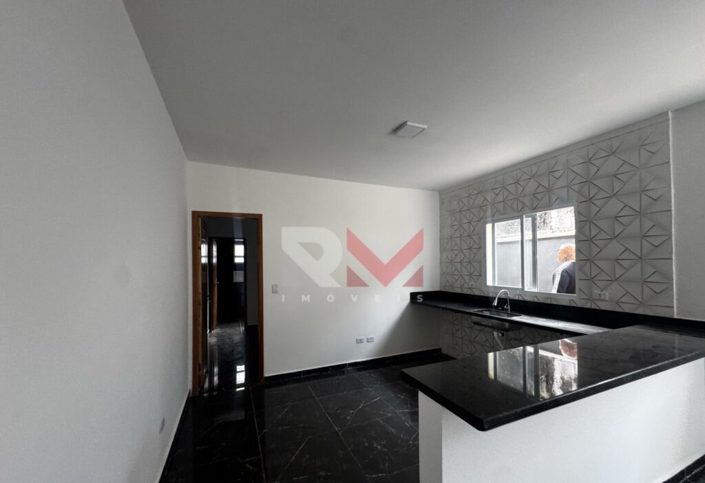 Casa com piscina no Dra. Emilinha Costa Paes Mongaguá/SP