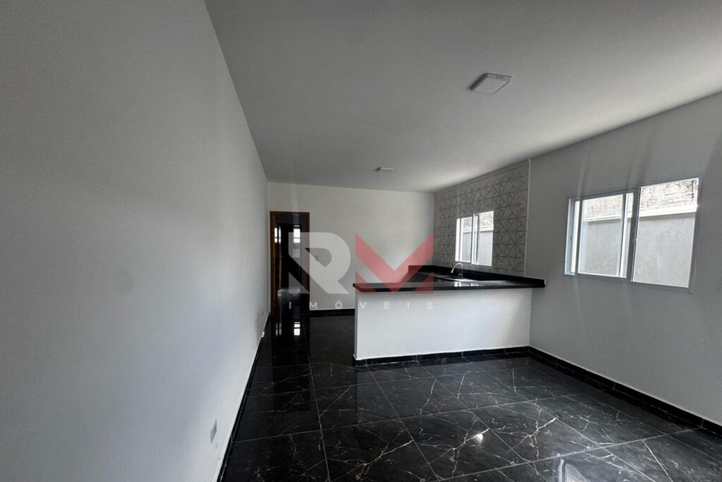 Casa com piscina no Dra. Emilinha Costa Paes Mongaguá/SP