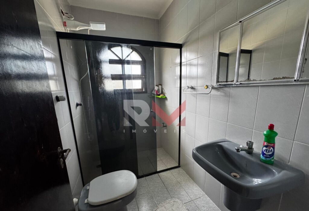 Casa com piscina á 200 metros da praia no bairro Suarão Itanhaém/SP