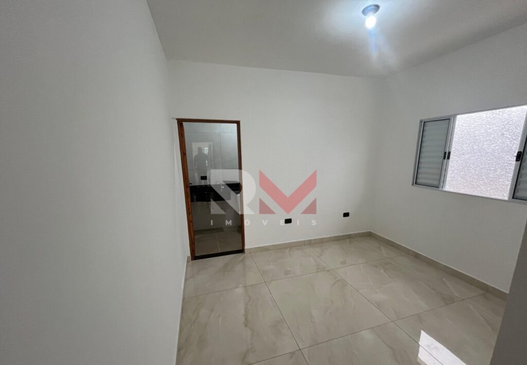 Casa com piscina no bairro Satélite em Itanhaém/SP