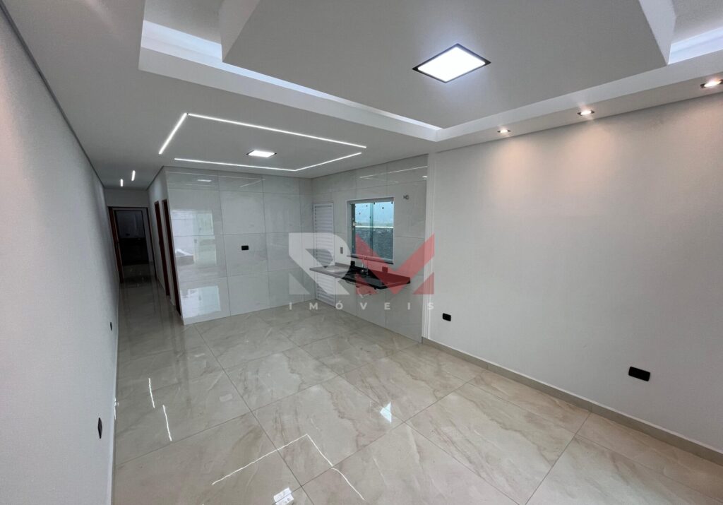 Casa com piscina no bairro Satélite em Itanhaém/SP