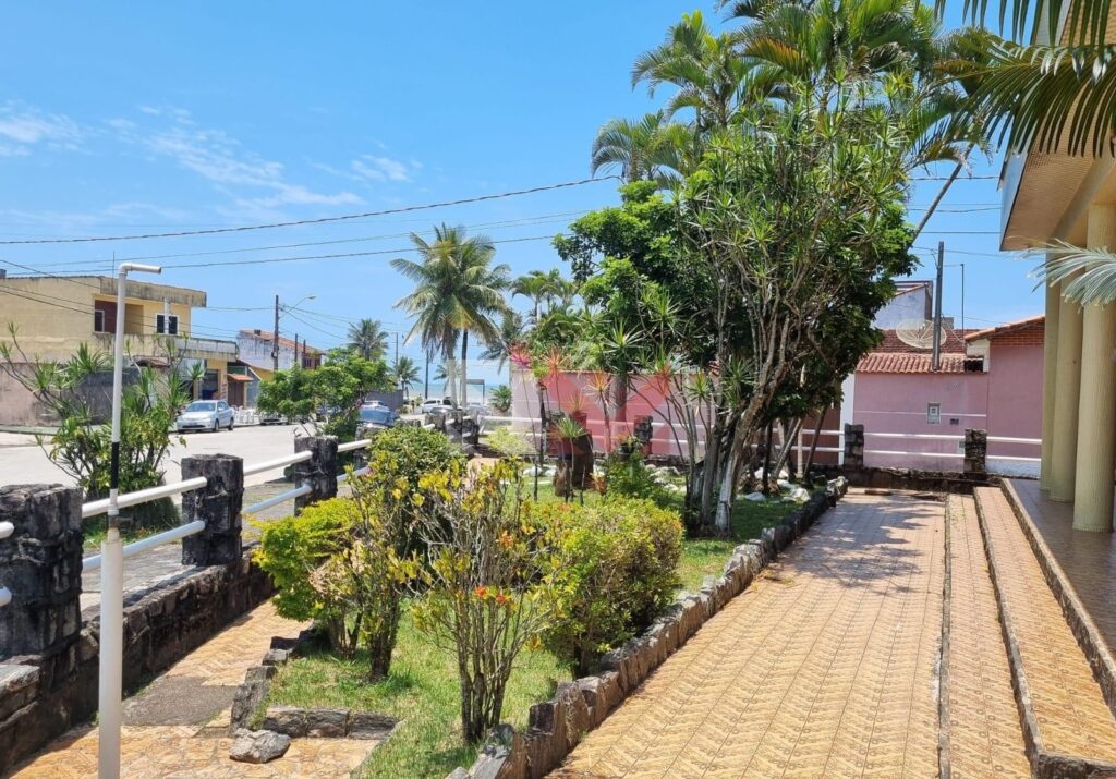 Imóvel para construção de prédio no bairro Jardim Suarão em Itanhaém/Sp