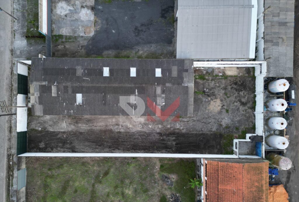 Galpão no bairro Chácaras Cibratel em Itanhaém lado morro