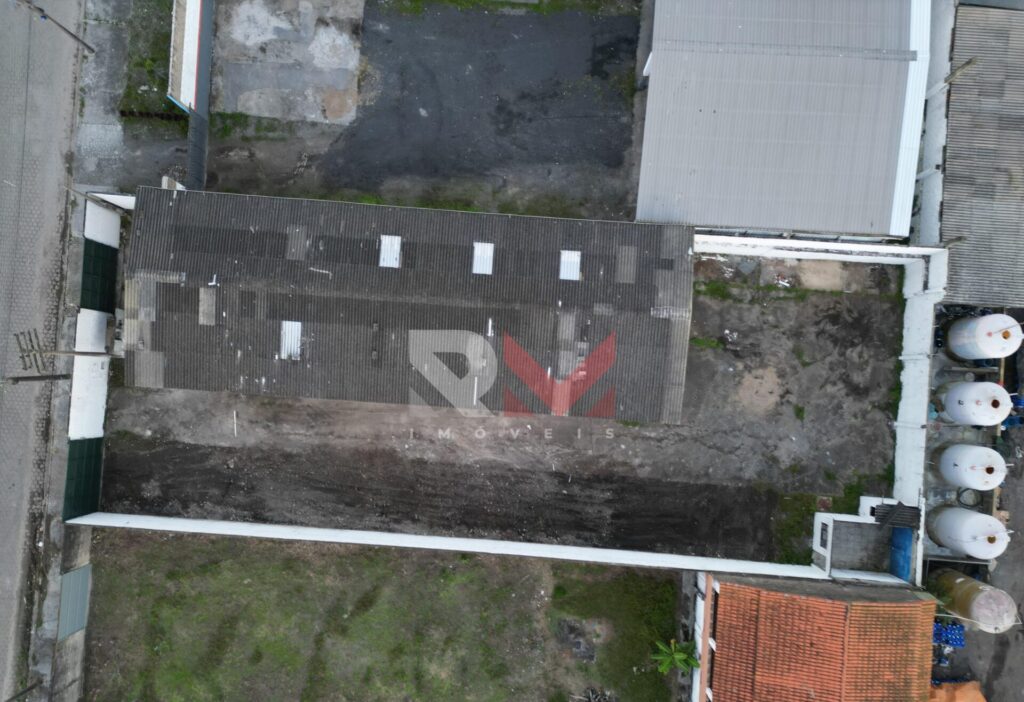 Galpão no bairro Chácaras Cibratel em Itanhaém lado morro