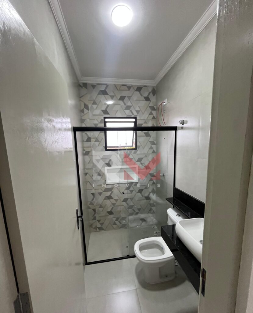 Casa apenas 350 metros da praia em Nova Itanhaém