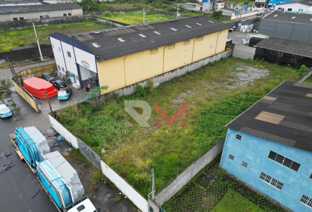Terreno no bairro Cibratel (chacaras) em Itanhaém