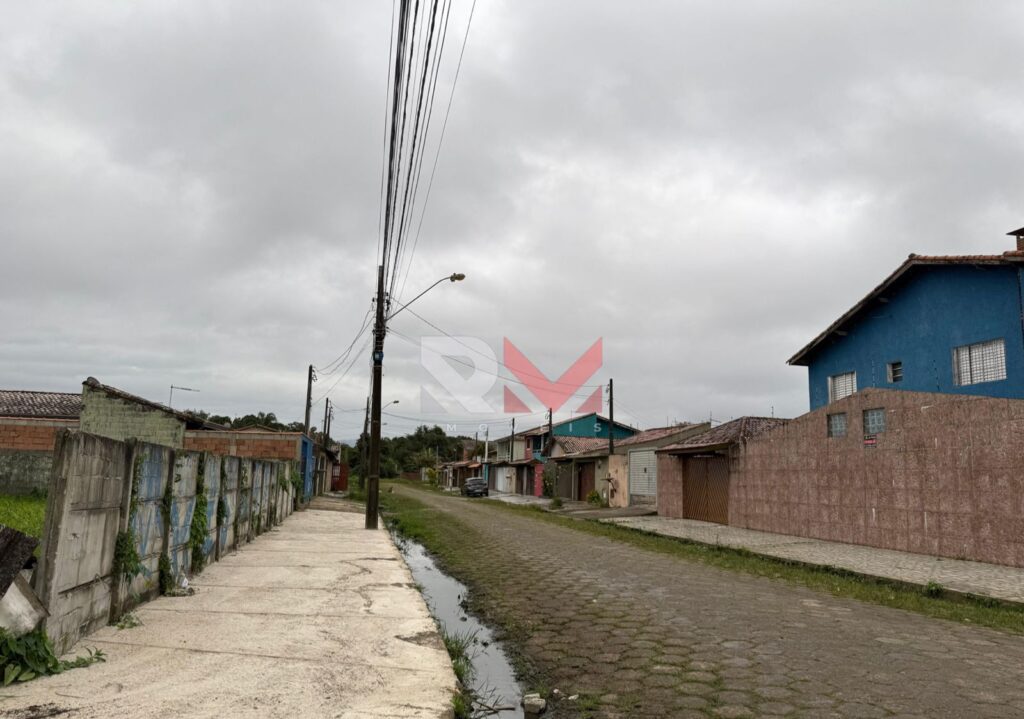 Terreno localizado no bairro Cibratel em Itanhaém/Sp