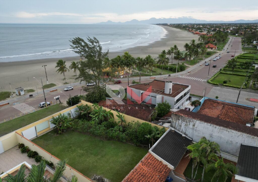 Terreno em frente a praia no bairro Cibratel  Itanhaém/Sp