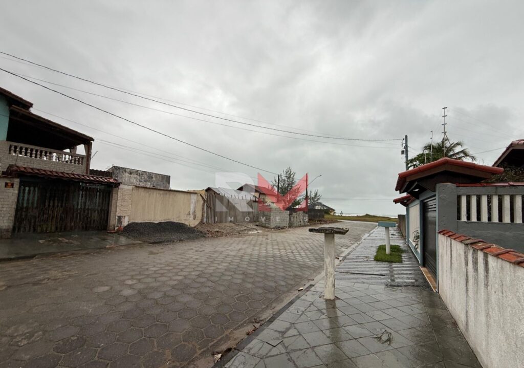 Terreno e casa no bairro Santa Julia em Itanhaém/Sp