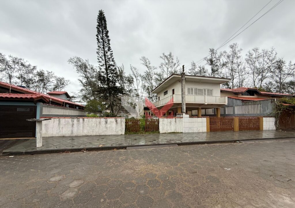 Terreno e casa no bairro Santa Julia em Itanhaém/Sp