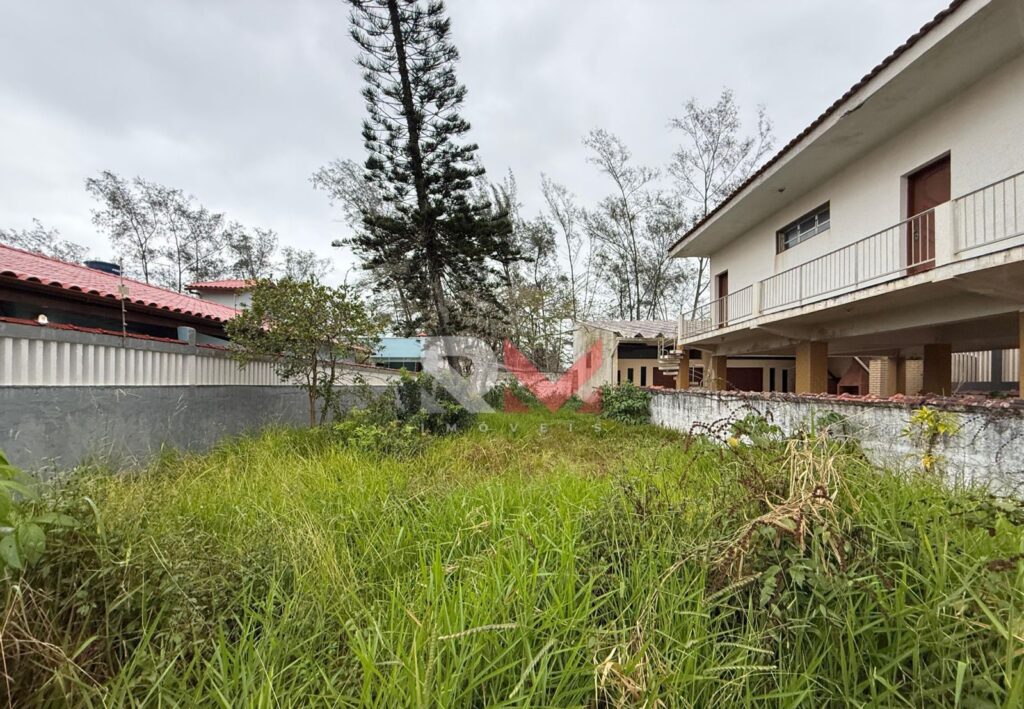 Terreno e casa no bairro Santa Julia em Itanhaém/Sp