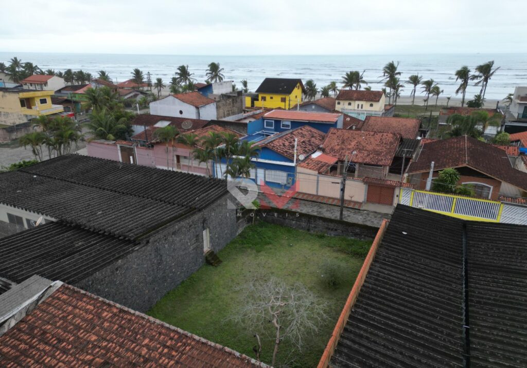 Terreno em ótima localização na cidade de Itanhaém/Sp, no bairro Jardim Suarão