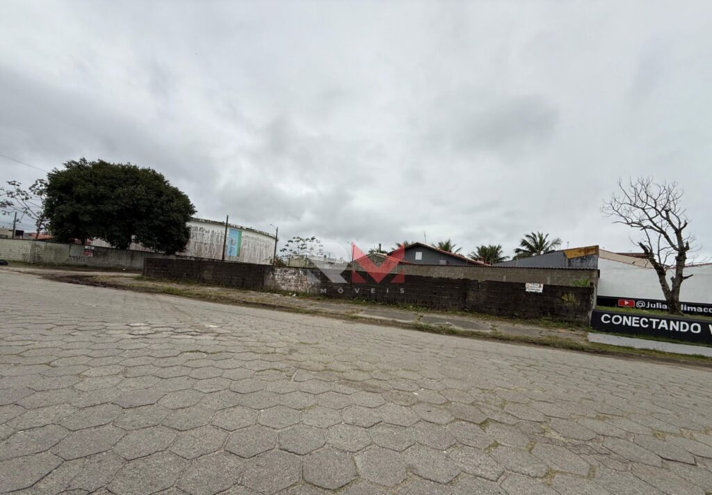 Terreno localizado no bairro Bopiranga em Itanhaém/Sp