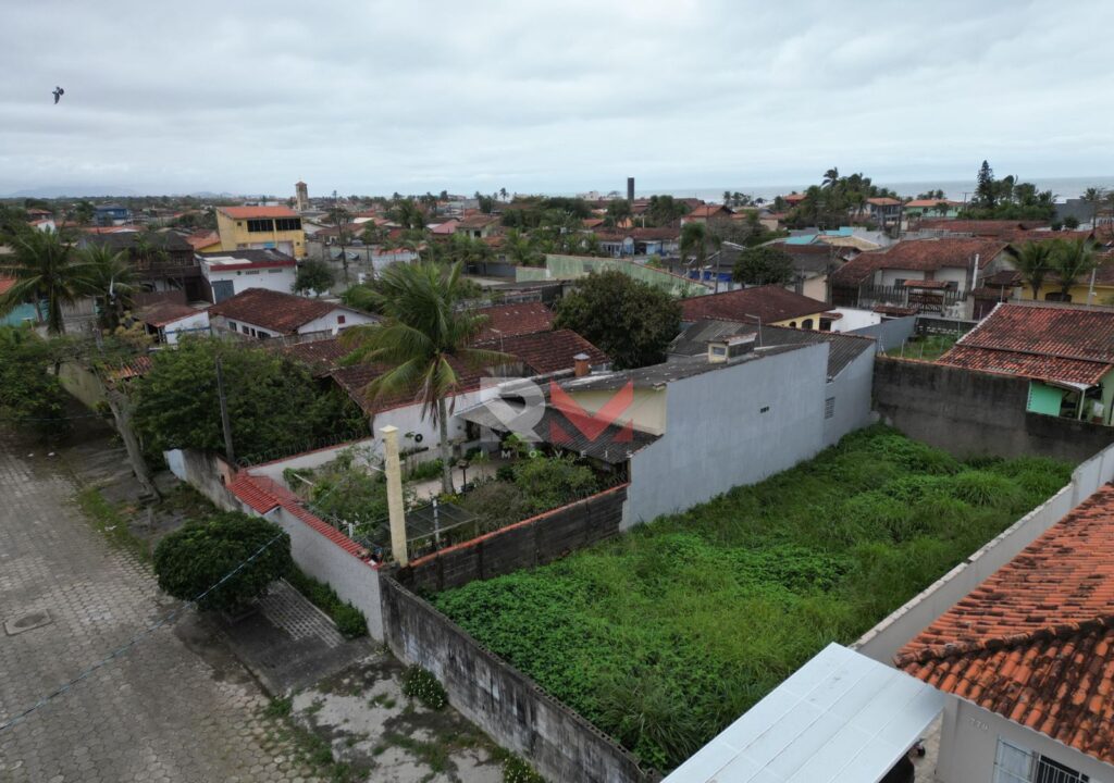 Terreno com ótima localização no bairro Balneário São Jorge em Itanhaém/Sp