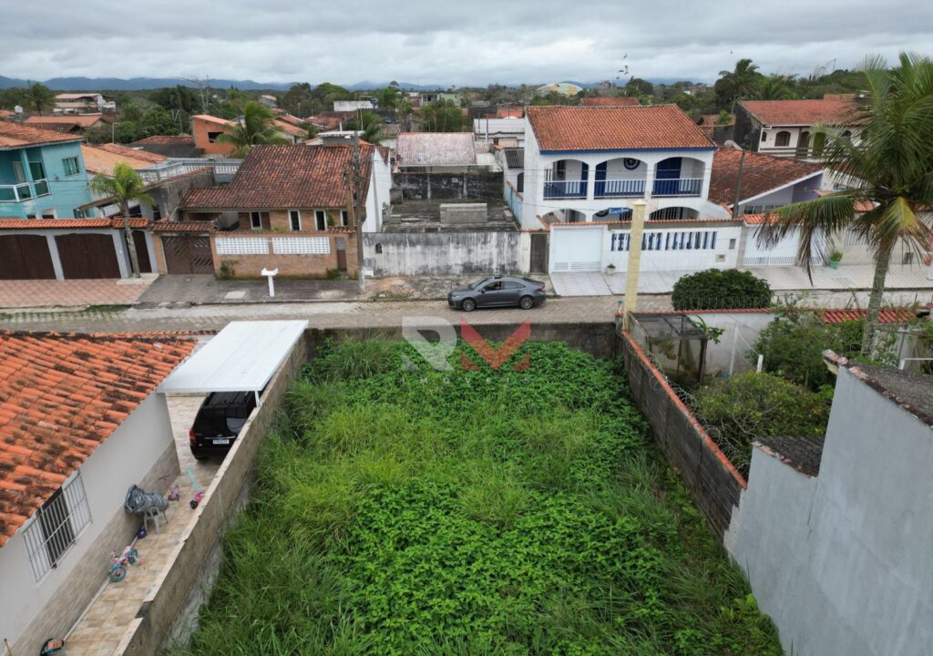 Terreno com ótima localização no bairro Balneário São Jorge em Itanhaém/Sp