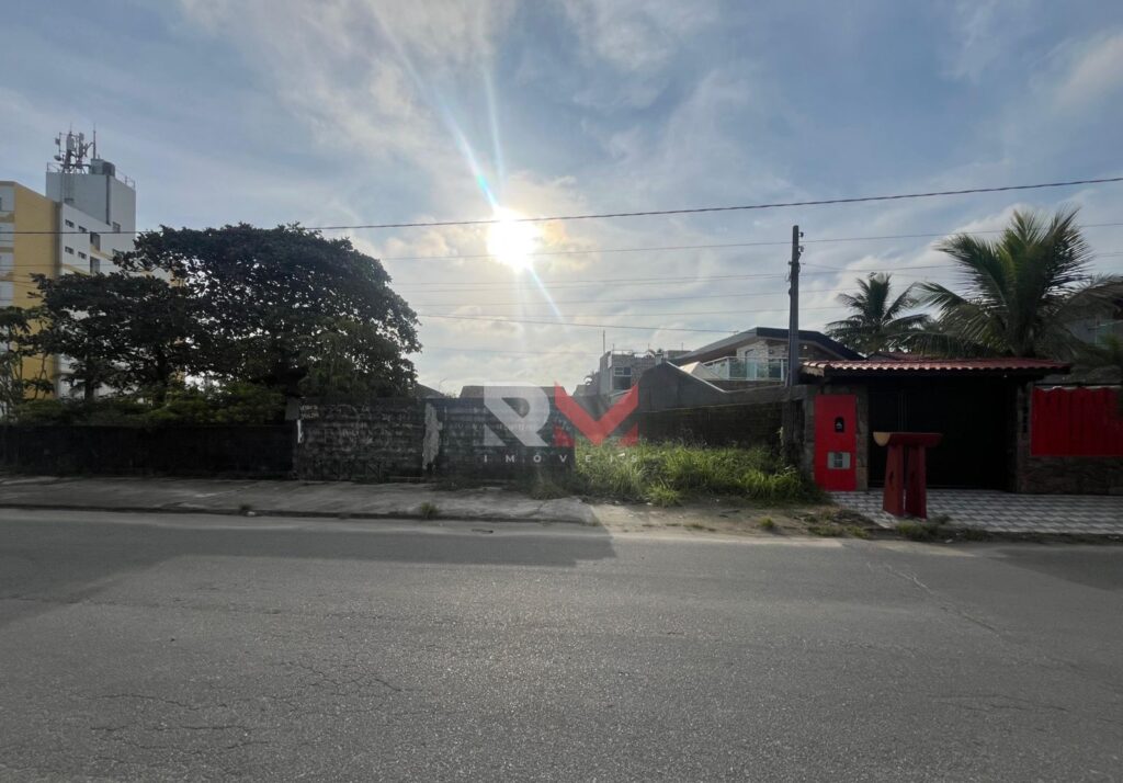 Terreno em ótima localização no bairro tupy em Itanhaém/Sp