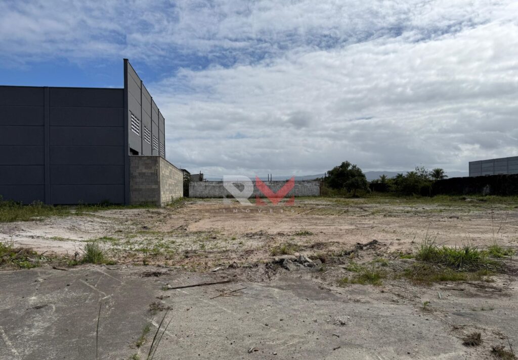 Terreno na cidade de Itanhaém, no bairro Cibratel (chacaras)