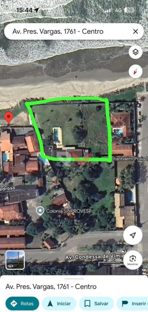 Área frente a praia bem localizada no Centro de Itanhaém/Sp