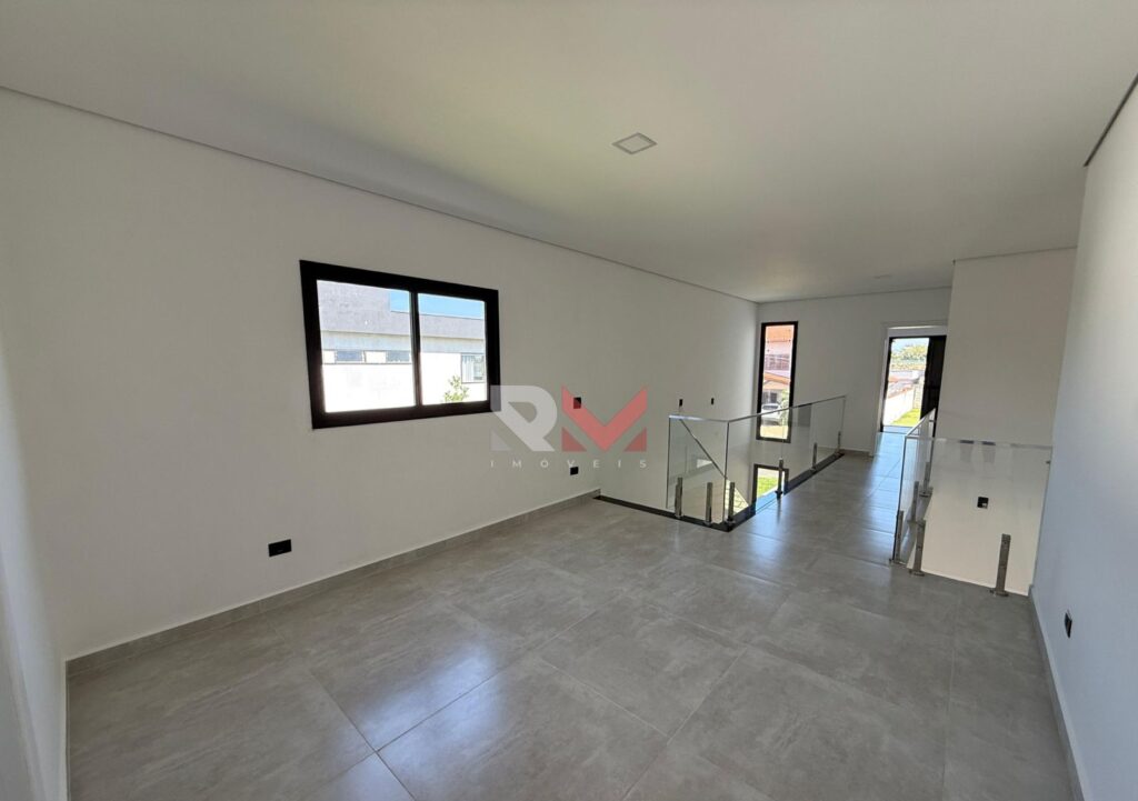 Casa alto padrão com piscina no condomínio Belize Itanhaém/Sp