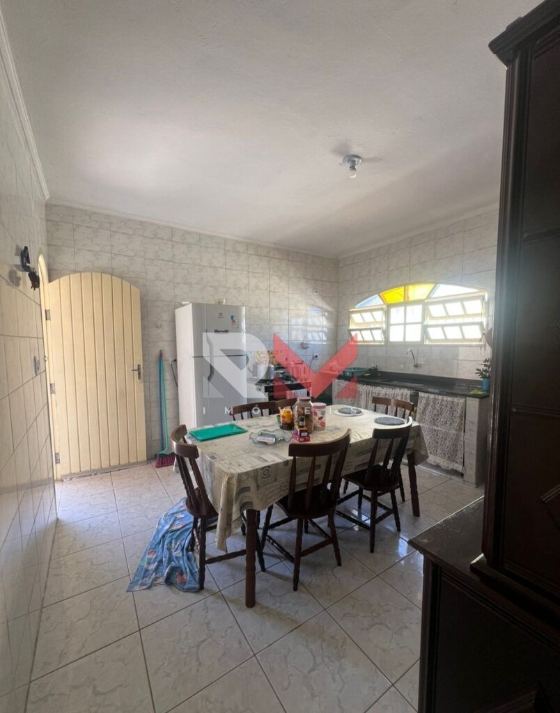 Casa a 660 metros da praia localizada no bairro Gaivota em Itanhaém/Sp