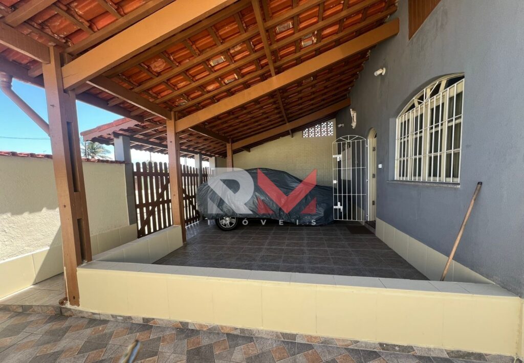 Casa a 660 metros da praia localizada no bairro Gaivota em Itanhaém/Sp