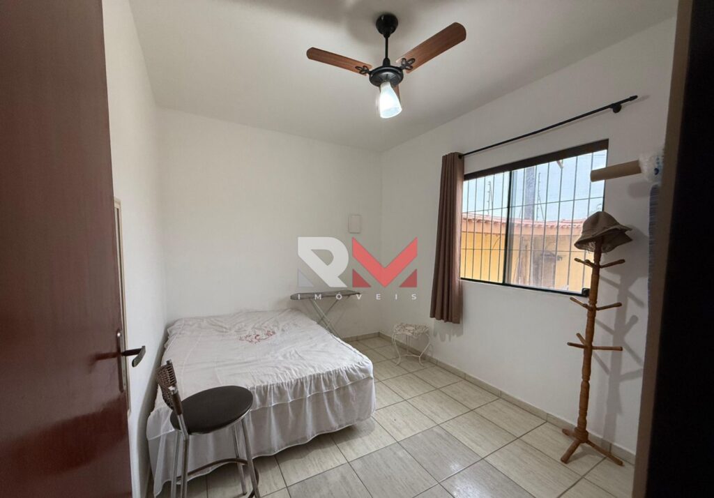 Casa localizado no bairro Grandesp em Itanhaém/Sp