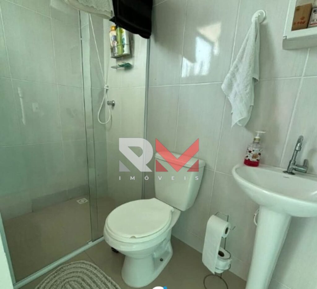 Casa em condomínio localizada no bairro Belas Artes em Itaanhém/Sp