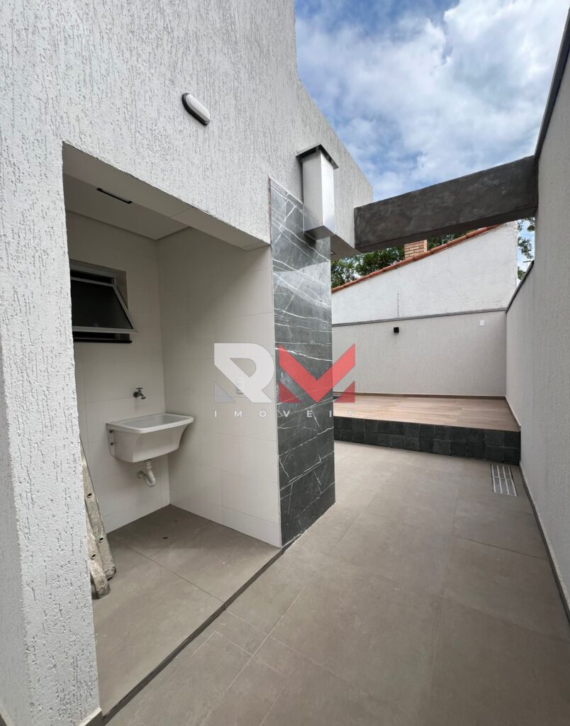Casa a uma quadra da praia no bairro Mal San Marcos em Itanhaém/Sp