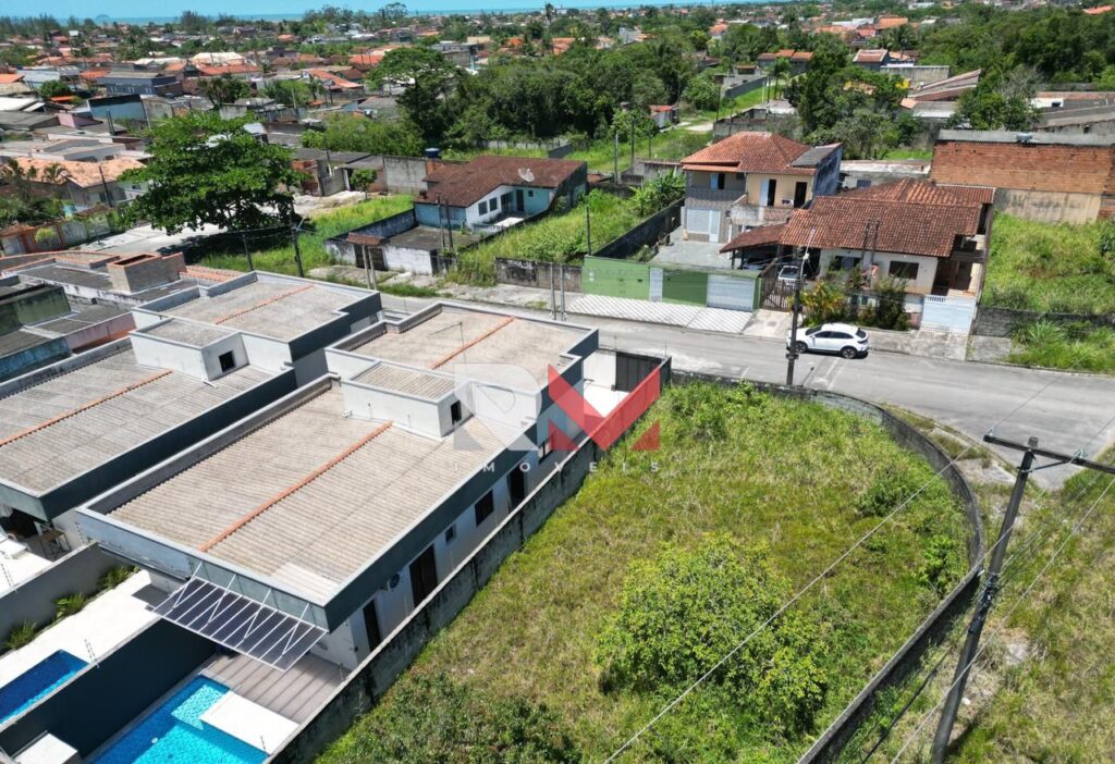 Terreno localizado no bairro Raul Cury em Itanhaém/Sp
