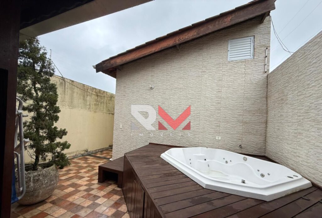 Casa lado praia no bairro Cibratel em Itanhaém/Sp