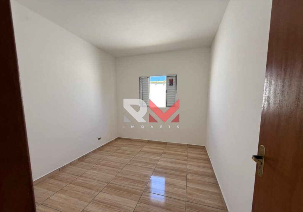 Casa geminada com piscina em no bairro Lindomar em Itanhaém/Sp