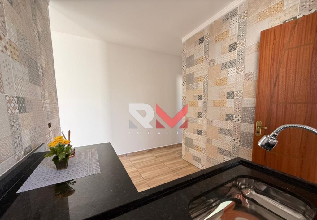 Casa geminada com piscina em no bairro Lindomar em Itanhaém/Sp