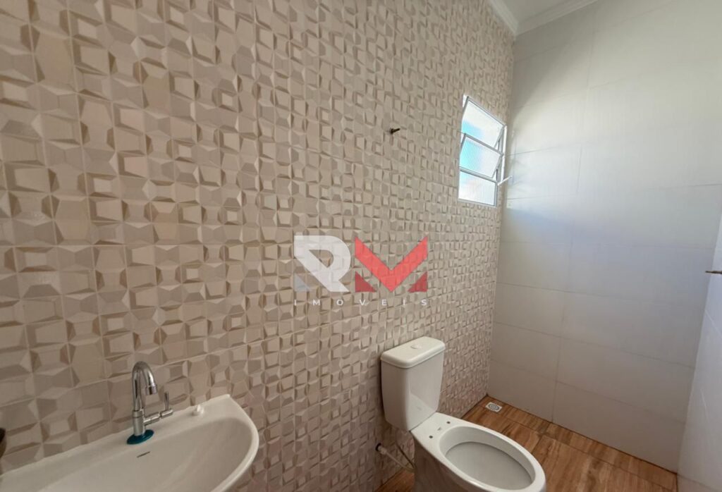 Casa geminada com piscina em no bairro Lindomar em Itanhaém/Sp
