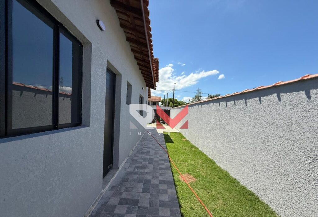 Casa localizada no bairro Jamaica em Itanhaém/Sp