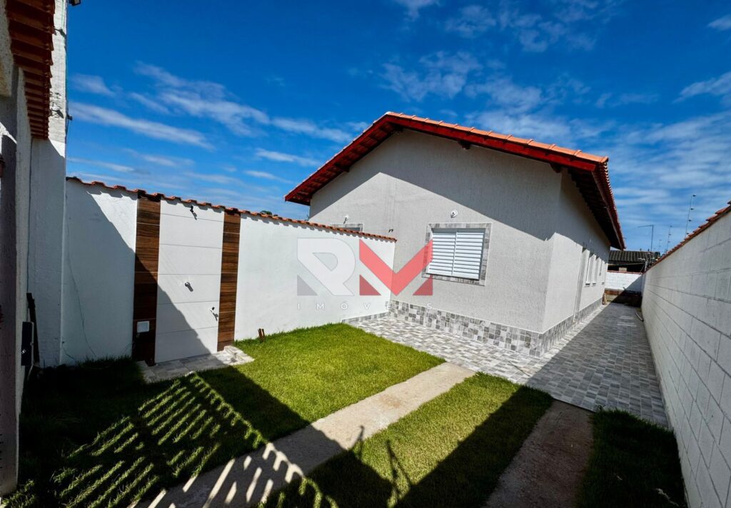 Casa localizada no bairro Gaivotas em Itanhaém/Sp