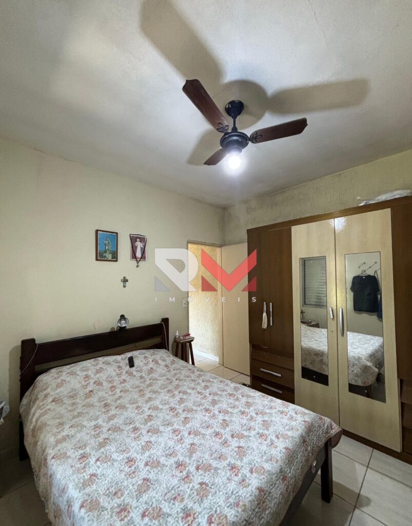 Casa localizada no bairro Grandesp em Itanhaém/Sp