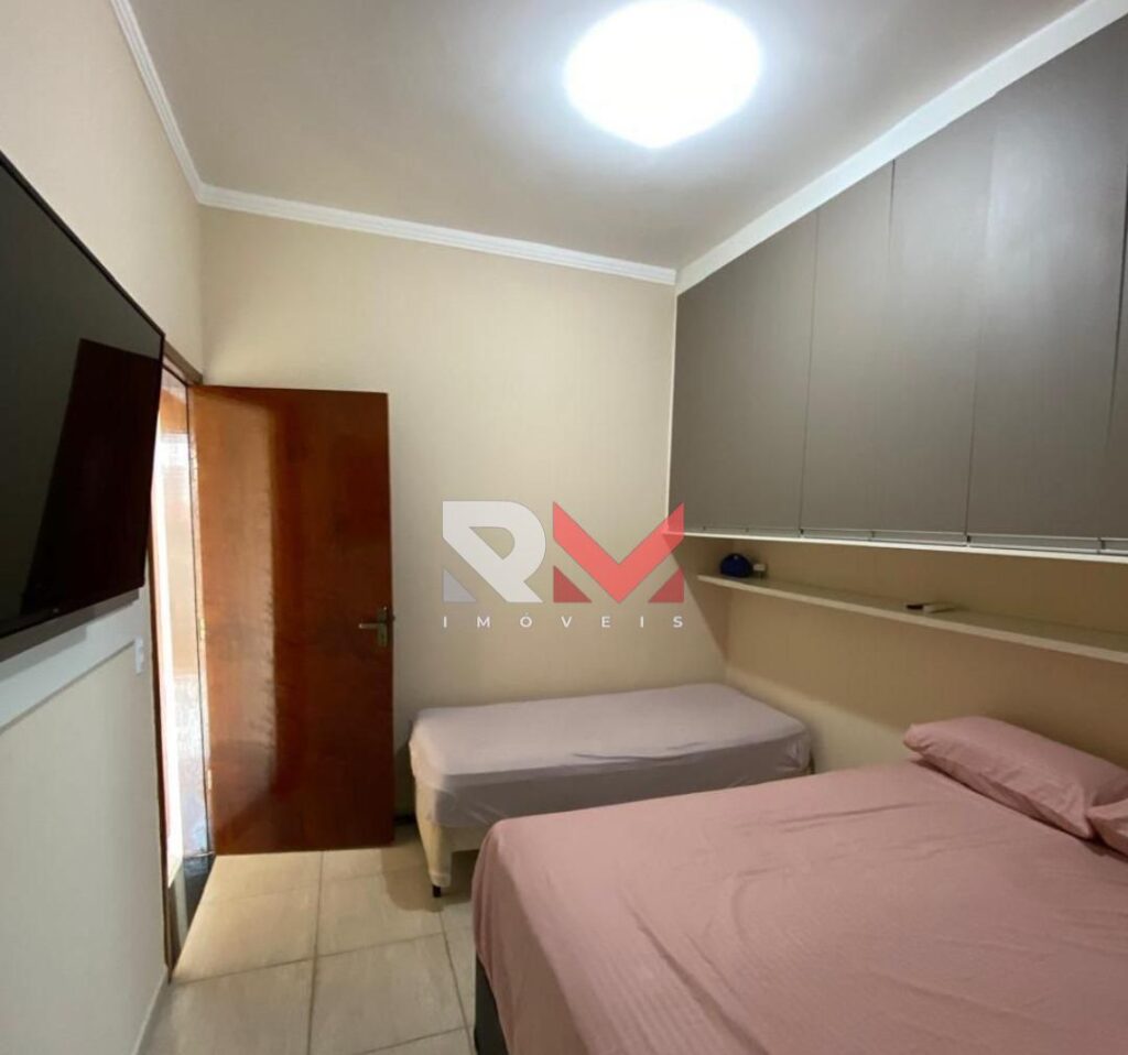 Casa localizada no bairro Cibratel 2 com piscina em Itanhaém/Sp