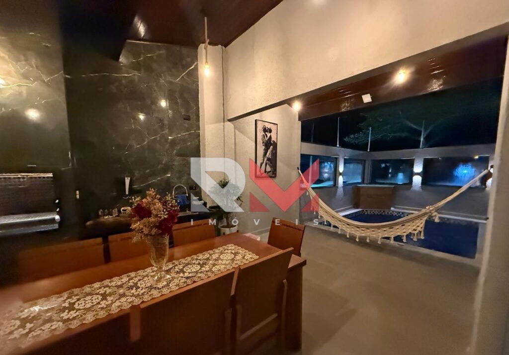 CASA DE ALTO PADRÃO – FRENTE MAR – SUARÃO | ITANHAÉM/SP