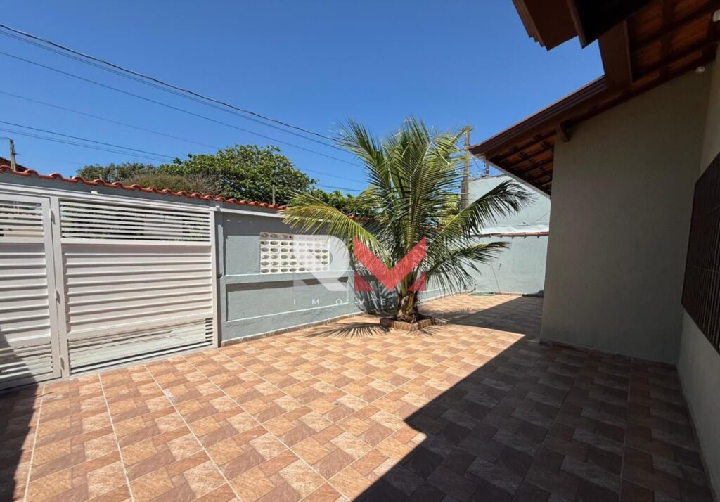Casa a 50 metros da praia em Savoy em Itanhaém/Sp