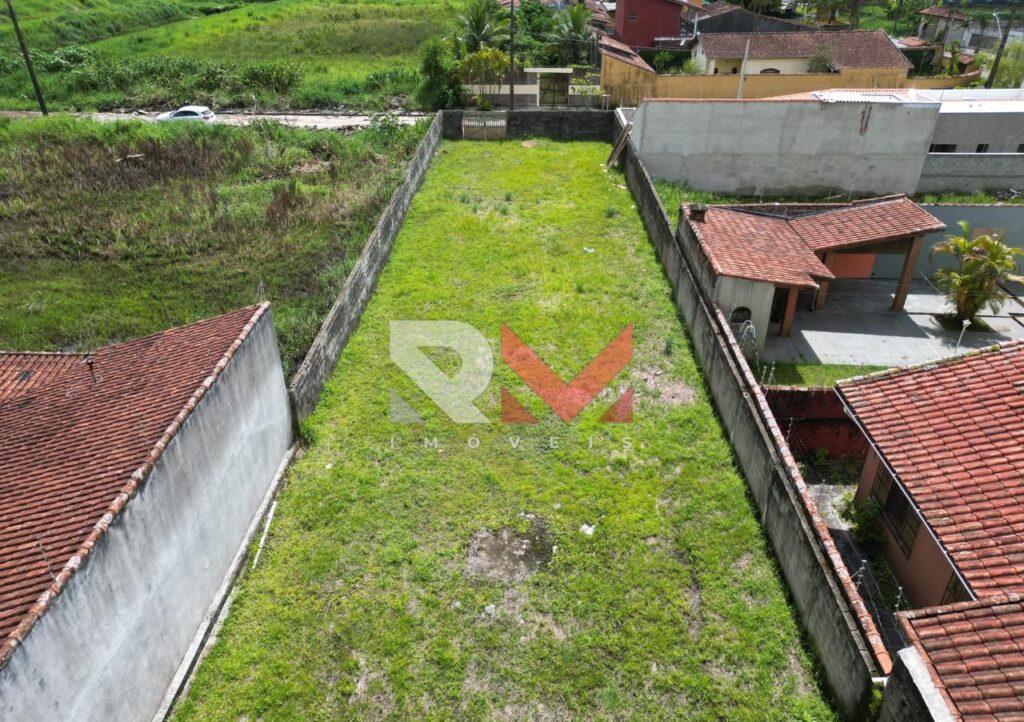 Lote em ótima localização em Itanhaém/Sp no bairro Balneário Estancia
