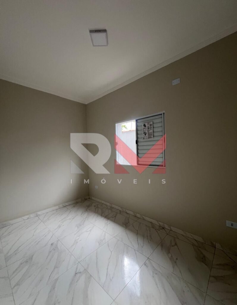 Casa com piscina localizada no bairro Jardim Comendador em Itanhaém/Sp