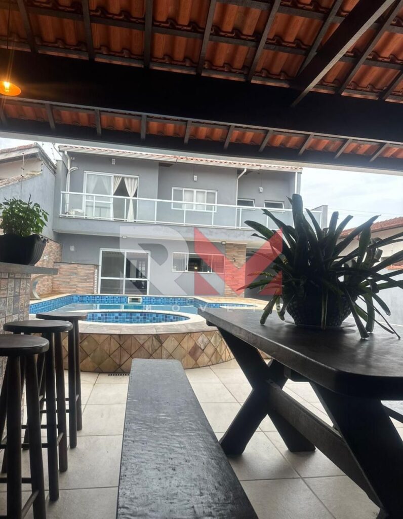 Casa com piscina na Praia Dos Sonhos em Itanhaém/Sp
