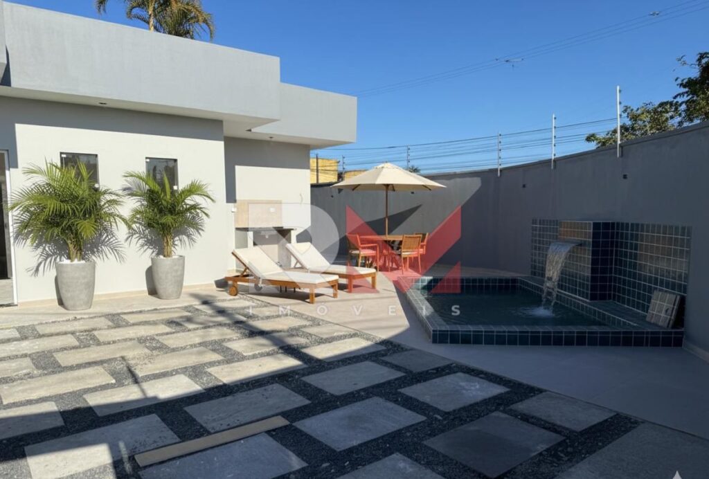 Casa nova com piscina em Itanhaém/SP